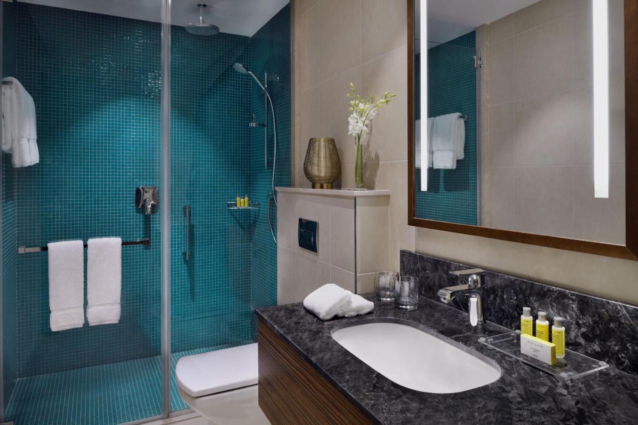 Marriott Executive Apartments 알크호바르 외부 사진