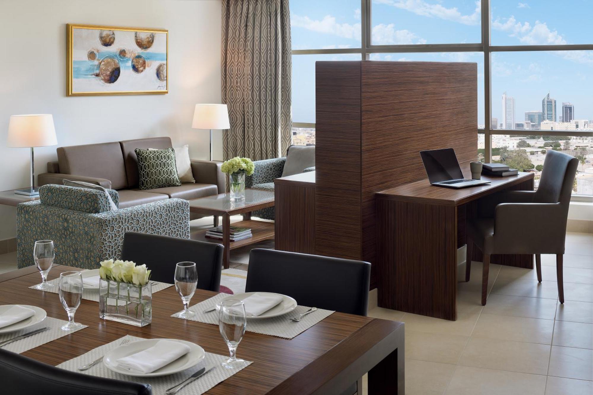 Marriott Executive Apartments 알크호바르 외부 사진